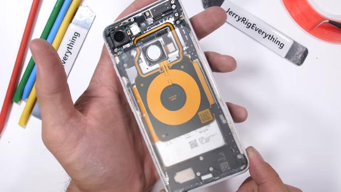 老外手动制作谷歌Pixel 3“透明探索版” 人工智能 老外手动制作谷歌Pixel 3“透明探索版” 老外手动制作谷歌Pixel 3“透明探索版” 人工智能