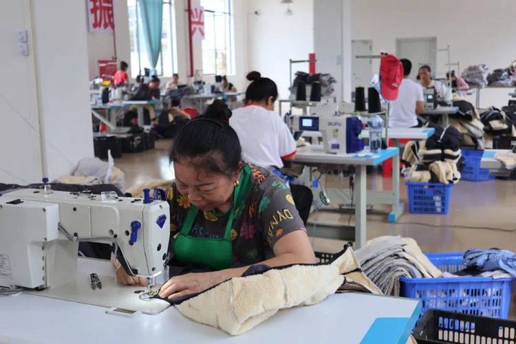 铁岭:鹿角胶加工项目带动农民家门口就业 智能家居 铁岭:鹿角胶加工项目带动农民家门口就业 铁岭:鹿角胶加工项目带动农民家门口就业 智能家居