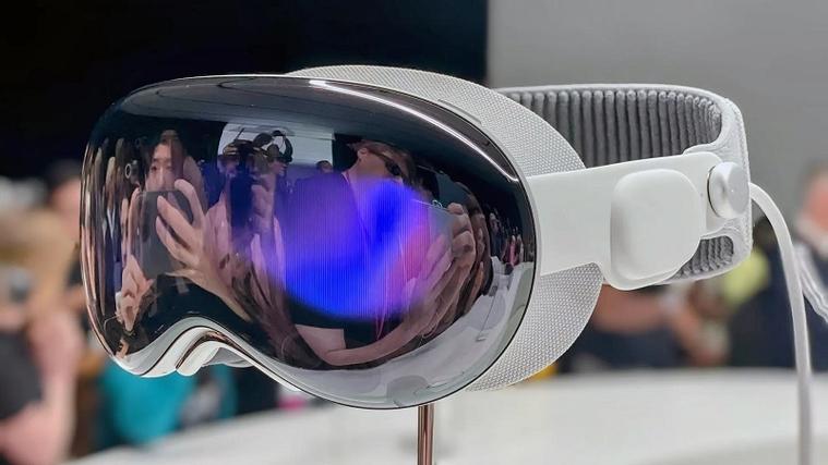 德国高端行李箱品牌Rimowa推出Apple Vision Pro版应用 人工智能 德国高端行李箱品牌Rimowa推出Apple Vision Pro版应用 德国高端行李箱品牌Rimowa推出Apple Vision Pro版应用 人工智能