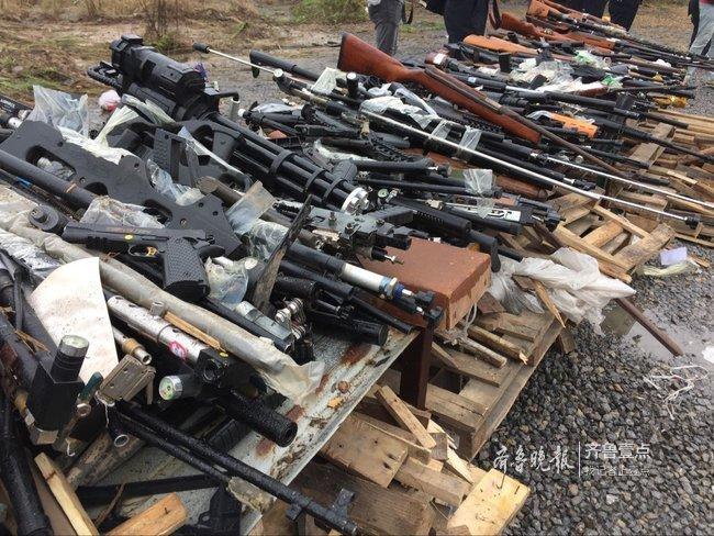 营口警方集中销毁造孽枪爆物品 人工智能 营口警方集中销毁造孽枪爆物品 营口警方集中销毁造孽枪爆物品 人工智能