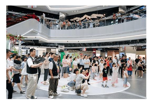 江苏首家京东MALL在姑苏相城盛大开业面积30000平方米 人工智能 江苏首家京东MALL在姑苏相城盛大开业面积30000平方米 江苏首家京东MALL在姑苏相城盛大开业面积30000平方米 人工智能