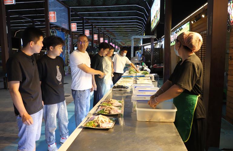 大年夜师味·白菜价南京人的精致范儿 人工智能 大年夜师味·白菜价南京人的精致范儿 大年夜师味·白菜价南京人的精致范儿 人工智能
