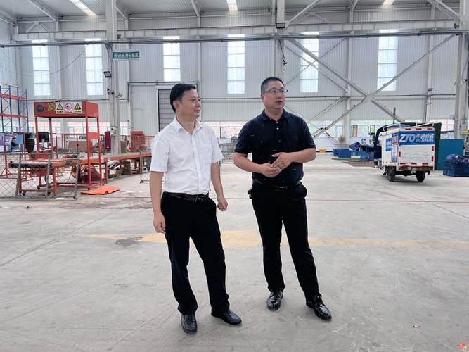探访平阴县电子商务公共做事中央:打造3200㎡电商大年夜脑中枢 互联通信 探访平阴县电子商务公共做事中央:打造3200㎡电商大年夜脑中枢 探访平阴县电子商务公共做事中央:打造3200㎡电商大年夜脑中枢 互联通信