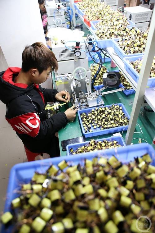 凯里市荷花村:电子元器件加工车间引领村集体经济新飞跃 人工智能 凯里市荷花村:电子元器件加工车间引领村集体经济新飞跃 凯里市荷花村:电子元器件加工车间引领村集体经济新飞跃 人工智能