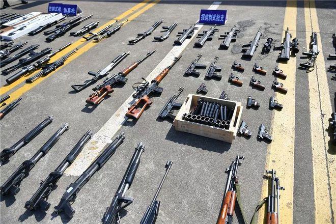 排场震撼!无锡警方集中销毁一批造孽枪爆物品 智能科技 排场震撼!无锡警方集中销毁一批造孽枪爆物品 排场震撼!无锡警方集中销毁一批造孽枪爆物品 智能科技