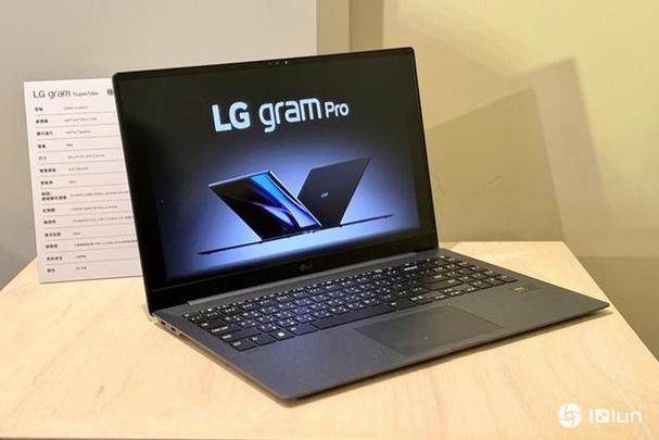 15.6英寸笔电LG gram将发售:仅有980克世界最轻 互联通信 15.6英寸笔电LG gram将发售:仅有980克世界最轻 15.6英寸笔电LG gram将发售:仅有980克世界最轻 互联通信