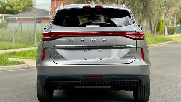 新车 | 售价9.99万元 北京汽车魔方青春版实拍 哈弗H6同级/1.5T动力 人工智能 新车 | 售价9.99万元 北京汽车魔方青春版实拍 哈弗H6同级/1.5T动力 新车 | 售价9.99万元 北京汽车魔方青春版实拍 哈弗H6同级/1.5T动力 人工智能