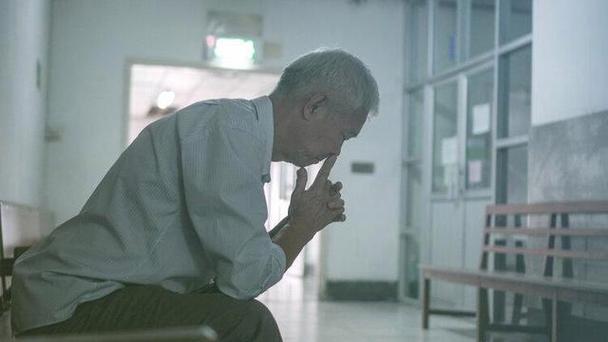 白叟、老楼与新电梯:高下楼纷争若何休 人工智能 白叟、老楼与新电梯:高下楼纷争若何休 白叟、老楼与新电梯:高下楼纷争若何休 人工智能