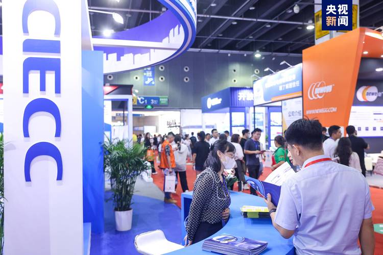 高陵五家电商企业参加中国(西安)电子商务博览会展现高陵风姿 人工智能 高陵五家电商企业参加中国(西安)电子商务博览会展现高陵风姿 高陵五家电商企业参加中国(西安)电子商务博览会展现高陵风姿 人工智能