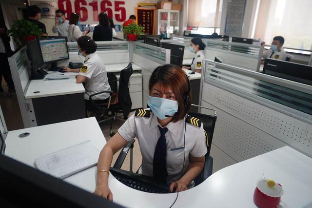 一年接听17万通来电96165背后有一群地铁“百科全书” 互联通信 一年接听17万通来电96165背后有一群地铁“百科全书” 一年接听17万通来电96165背后有一群地铁“百科全书” 互联通信