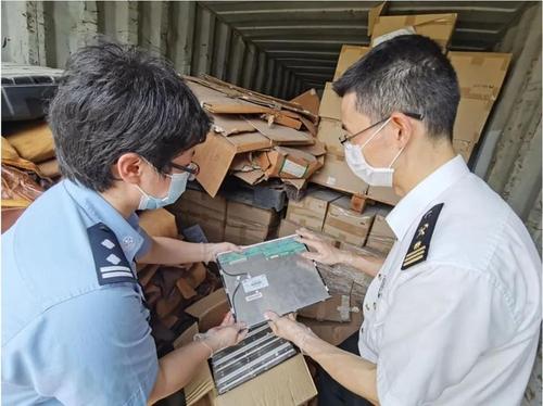 黄埔海关无害化销毁涉案固体废料20余吨 互联通信 黄埔海关无害化销毁涉案固体废料20余吨 黄埔海关无害化销毁涉案固体废料20余吨 互联通信