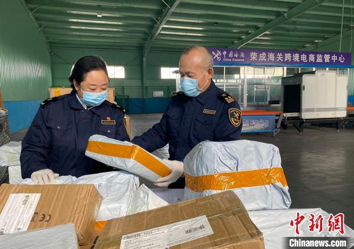 中国电子产品乘海上班轮走红韩国市场 互联通信 中国电子产品乘海上班轮走红韩国市场 中国电子产品乘海上班轮走红韩国市场 互联通信