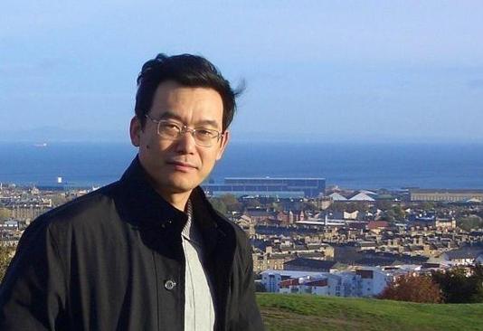 江建明、华东平涉嫌纳贿、贪污等罪被依法提起公诉 互联通信 江建明、华东平涉嫌纳贿、贪污等罪被依法提起公诉 江建明、华东平涉嫌纳贿、贪污等罪被依法提起公诉 互联通信