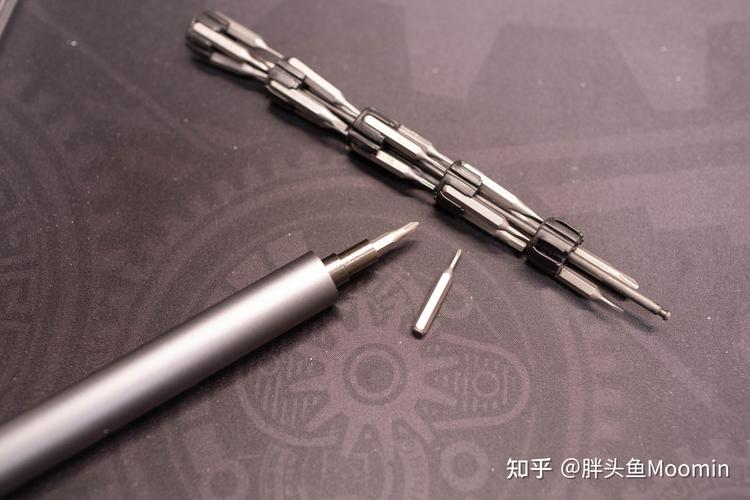 拆机男的新对象wowstick 1f 电动螺丝刀开箱 智能家居 拆机男的新对象wowstick 1f 电动螺丝刀开箱 拆机男的新对象wowstick 1f 电动螺丝刀开箱 智能家居