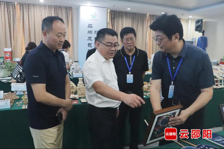 “宝庆好物·邵阳有礼”2024年邵阳市文化旅游商品创意大年夜赛这些作品获大年夜奖啦! 智能科技 “宝庆好物·邵阳有礼”2024年邵阳市文化旅游商品创意大年夜赛这些作品获大年夜奖啦! “宝庆好物·邵阳有礼”2024年邵阳市文化旅游商品创意大年夜赛这些作品获大年夜奖啦! 智能科技