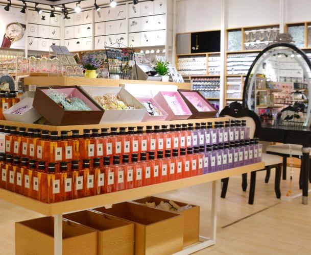 四川富逸轩百货公司时尚潮品店为消费者供应加倍环保的产品和做事 智能家居 四川富逸轩百货公司时尚潮品店为消费者供应加倍环保的产品和做事 四川富逸轩百货公司时尚潮品店为消费者供应加倍环保的产品和做事 智能家居