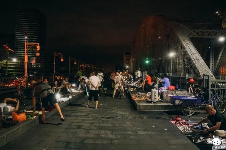 凌晨三点我们去了趟传说中的新都“鬼市” 智能家居 凌晨三点我们去了趟传说中的新都“鬼市” 凌晨三点我们去了趟传说中的新都“鬼市” 智能家居
