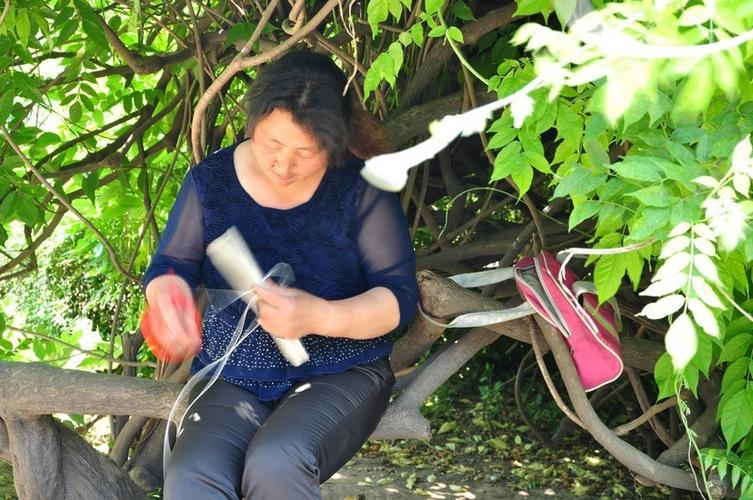 甘肃广河传统“针线活”走俏 农妇挣钱顾家“两不误” 智能科技 甘肃广河传统“针线活”走俏 农妇挣钱顾家“两不误” 甘肃广河传统“针线活”走俏 农妇挣钱顾家“两不误” 智能科技