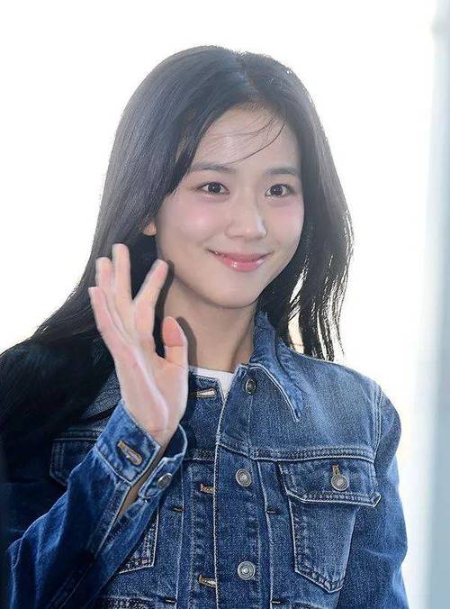 Dyson投5亿英镑开拓20款全新美发产品JISOO担当全新品牌大年夜使 人工智能 Dyson投5亿英镑开拓20款全新美发产品JISOO担当全新品牌大年夜使 Dyson投5亿英镑开拓20款全新美发产品JISOO担当全新品牌大年夜使 人工智能