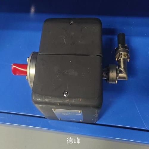 德为通信取得一种防尘配电箱专利可对防尘网外面灰尘自动清洁避免聚积 人工智能 德为通信取得一种防尘配电箱专利可对防尘网外面灰尘自动清洁避免聚积 德为通信取得一种防尘配电箱专利可对防尘网外面灰尘自动清洁避免聚积 人工智能