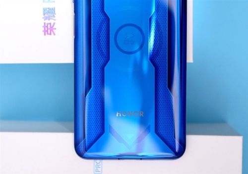 麒麟990火力全开!光彩Play4 Pro首发评测:测温神器 人工智能 麒麟990火力全开!光彩Play4 Pro首发评测:测温神器 麒麟990火力全开!光彩Play4 Pro首发评测:测温神器 人工智能