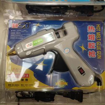 杜克推出EG-1电动热熔胶枪采用USB-C接口支持充电宝供电 互联通信 杜克推出EG-1电动热熔胶枪采用USB-C接口支持充电宝供电 杜克推出EG-1电动热熔胶枪采用USB-C接口支持充电宝供电 互联通信