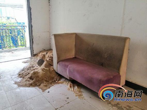 房地产乱象查询访问|儋州学府美院:开拓商擅自典质新房 88户业主担心“房财两空” 互联通信 房地产乱象查询访问|儋州学府美院:开拓商擅自典质新房 88户业主担心“房财两空” 房地产乱象查询访问|儋州学府美院:开拓商擅自典质新房 88户业主担心“房财两空” 互联通信