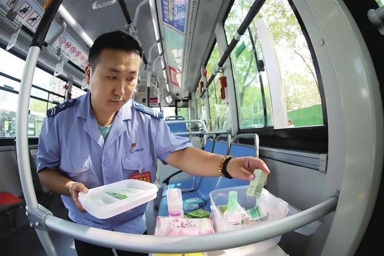 就地取材变废为宝!太原公交修理工低廉甜头便携电源 人工智能 就地取材变废为宝!太原公交修理工低廉甜头便携电源 就地取材变废为宝!太原公交修理工低廉甜头便携电源 人工智能