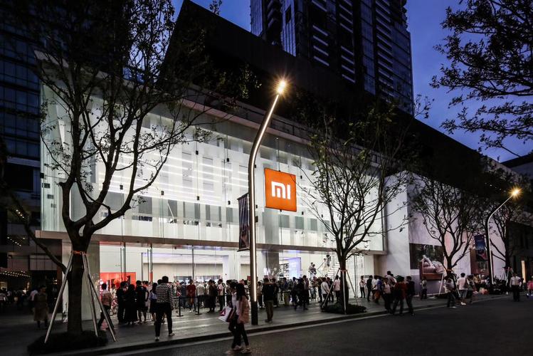 规模最大年夜的小米旗舰店在深圳开业了 互联通信 规模最大年夜的小米旗舰店在深圳开业了 规模最大年夜的小米旗舰店在深圳开业了 互联通信