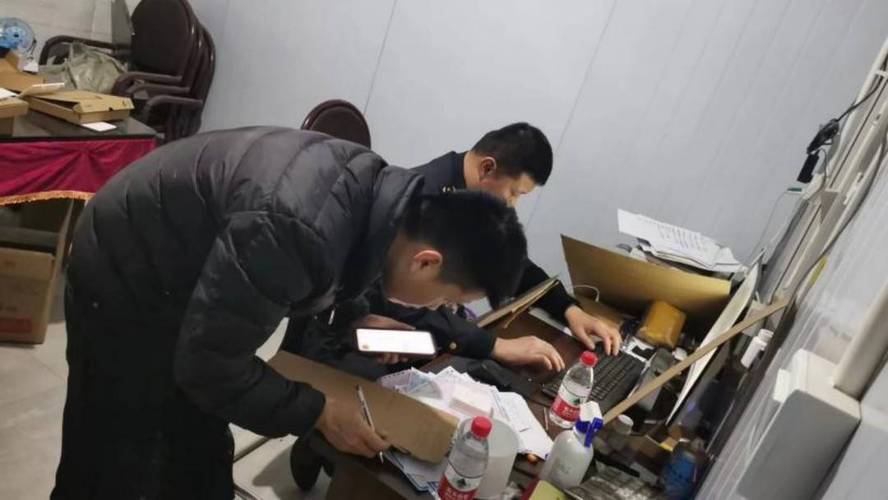 一假装有名品牌数码产品分娩窝点深夜被查 涉案产品价值近百万元 智能家居 一假装有名品牌数码产品分娩窝点深夜被查 涉案产品价值近百万元 一假装有名品牌数码产品分娩窝点深夜被查 涉案产品价值近百万元 智能家居