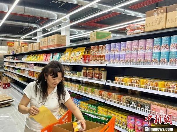 这家中国超市让你在西班牙寻到“家乡味” 这家中国超市让你在西班牙寻到“家乡味” 互联通信