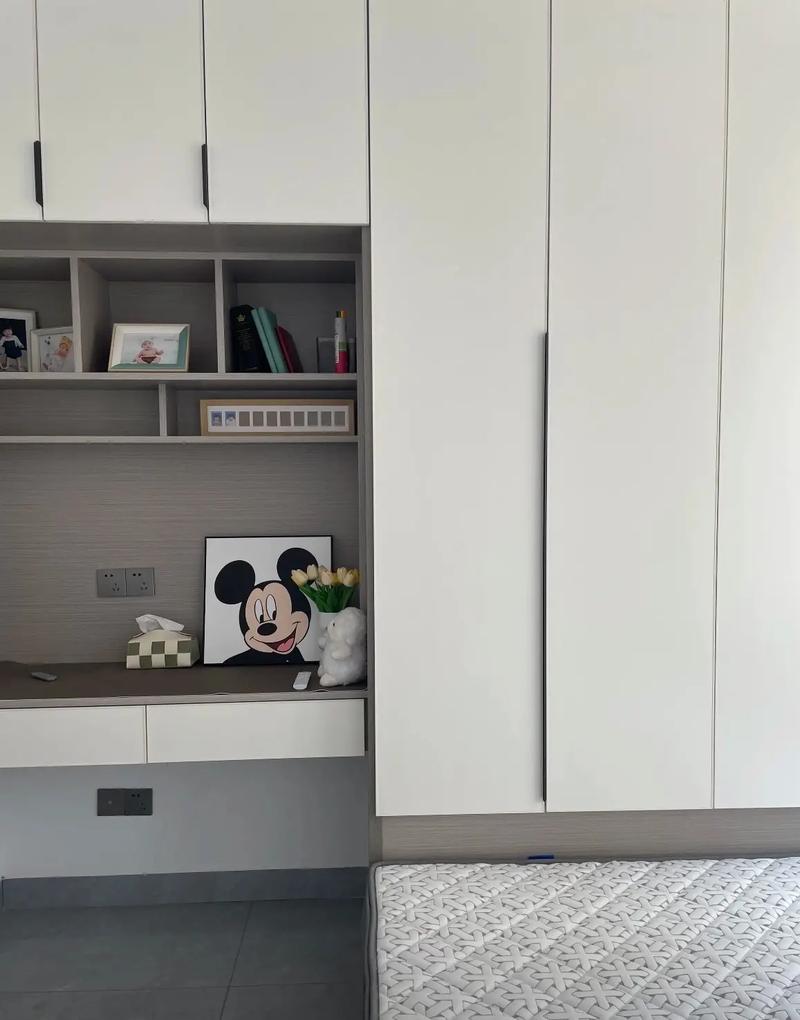 儿童房打张手工书桌不靠墙放在榻榻米旁边当防护栏安然实用 智能家居 儿童房打张手工书桌不靠墙放在榻榻米旁边当防护栏安然实用 儿童房打张手工书桌不靠墙放在榻榻米旁边当防护栏安然实用 智能家居