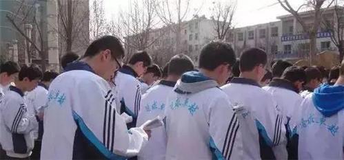 衡水中学一组真实照片走红高考工厂名不虚传学生状态引热议 智能家居 衡水中学一组真实照片走红高考工厂名不虚传学生状态引热议 衡水中学一组真实照片走红高考工厂名不虚传学生状态引热议 智能家居