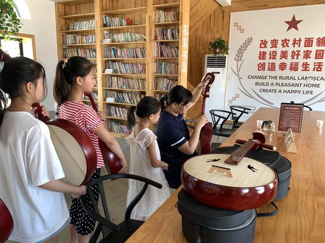 河南潢川:艺课进村落 美育促振兴 智能科技 河南潢川:艺课进村落 美育促振兴 河南潢川:艺课进村落 美育促振兴 智能科技