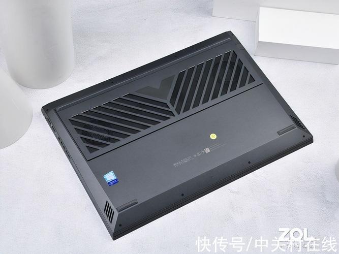 真实无界场景下的温度表现若何?惠普VICTUS光影精灵7散热测试 智能家居 真实无界场景下的温度表现若何?惠普VICTUS光影精灵7散热测试 真实无界场景下的温度表现若何?惠普VICTUS光影精灵7散热测试 智能家居