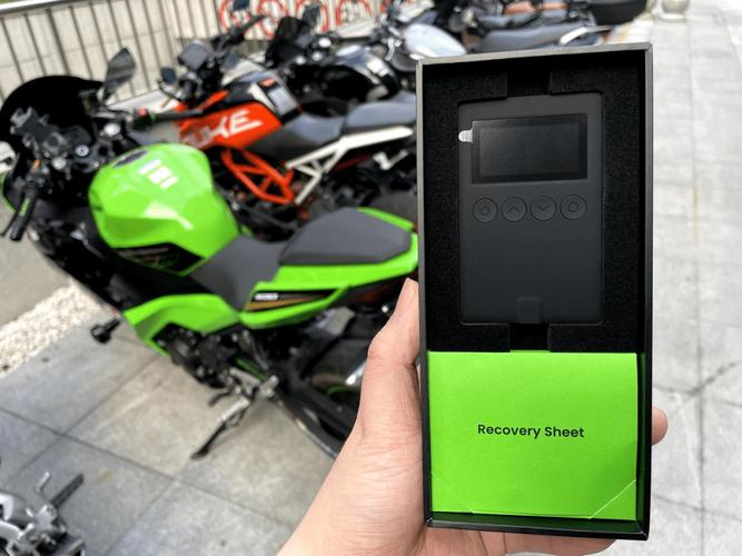 硬件钱包事理及 OneKey 运用测评 互联通信 硬件钱包事理及 OneKey 运用测评 硬件钱包事理及 OneKey 运用测评 互联通信