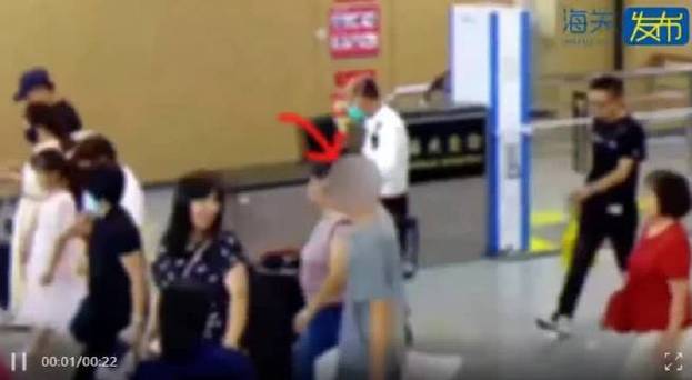 拱北口岸查获一路乘客运用电动轮椅走私旧手机进境案涉案旧手机共计176台 智能家居 拱北口岸查获一路乘客运用电动轮椅走私旧手机进境案涉案旧手机共计176台 拱北口岸查获一路乘客运用电动轮椅走私旧手机进境案涉案旧手机共计176台 智能家居