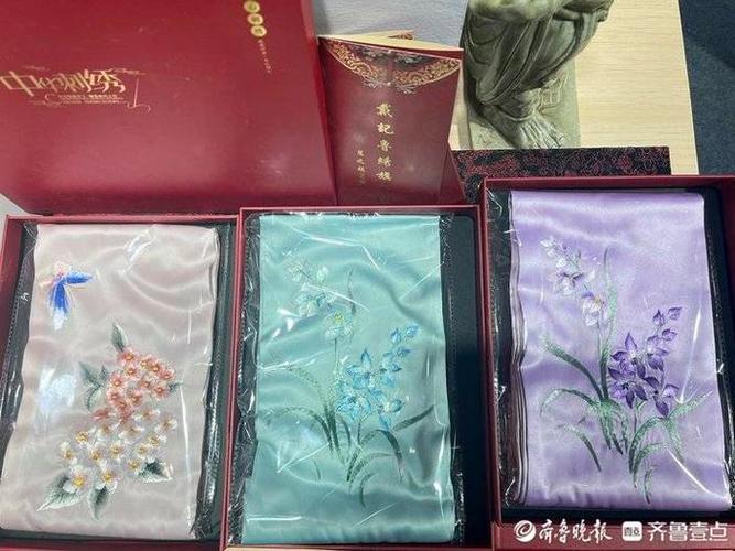 除了好书这些“槐荫好物”也可以带回家 智能科技 除了好书这些“槐荫好物”也可以带回家 除了好书这些“槐荫好物”也可以带回家 智能科技