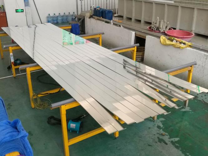 三丰金属镀锡铜排加工的浸染及其应用领域 智能家居 三丰金属镀锡铜排加工的浸染及其应用领域 三丰金属镀锡铜排加工的浸染及其应用领域 智能家居