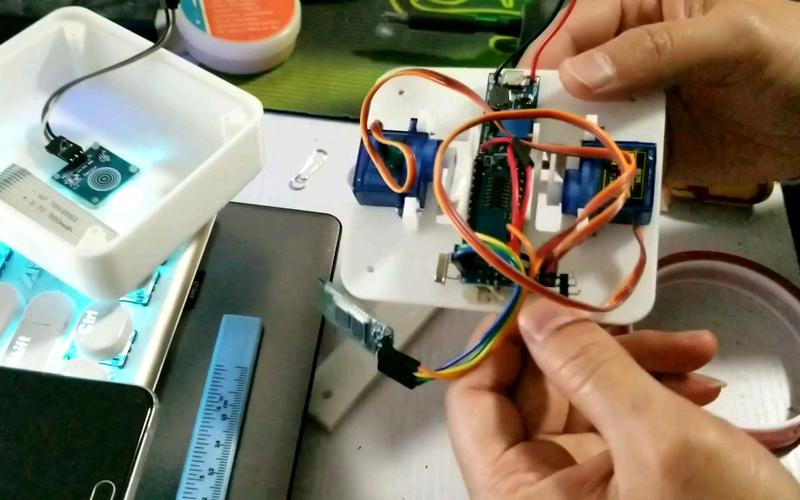 实用电子DIY制作一个无线遥控开关将你的生活变得智能化 互联通信 实用电子DIY制作一个无线遥控开关将你的生活变得智能化 实用电子DIY制作一个无线遥控开关将你的生活变得智能化 互联通信