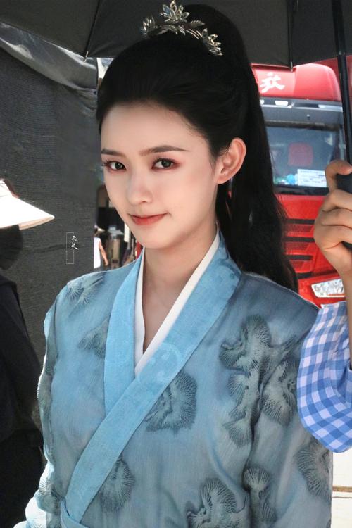 林允登场《我的电子闺蜜》:网友期待与惊喜交织 智能家居 林允登场《我的电子闺蜜》:网友期待与惊喜交织 林允登场《我的电子闺蜜》:网友期待与惊喜交织 智能家居