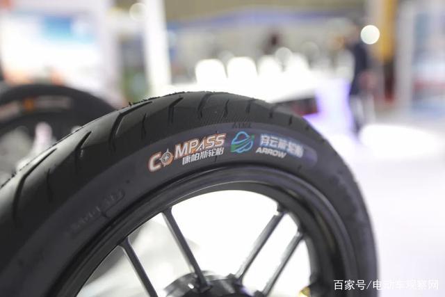 康帕斯轮胎再进级:石墨烯2.0让电动车跑更远 智能科技 康帕斯轮胎再进级:石墨烯2.0让电动车跑更远 康帕斯轮胎再进级:石墨烯2.0让电动车跑更远 智能科技
