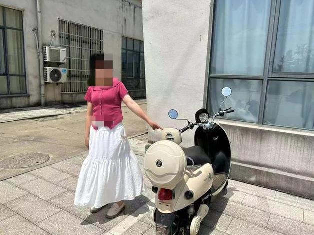 安庆桐城:顺手牵羊成瘾 偷窃价值2万多元的电子元器件被抓 互联通信 安庆桐城:顺手牵羊成瘾 偷窃价值2万多元的电子元器件被抓 安庆桐城:顺手牵羊成瘾 偷窃价值2万多元的电子元器件被抓 互联通信