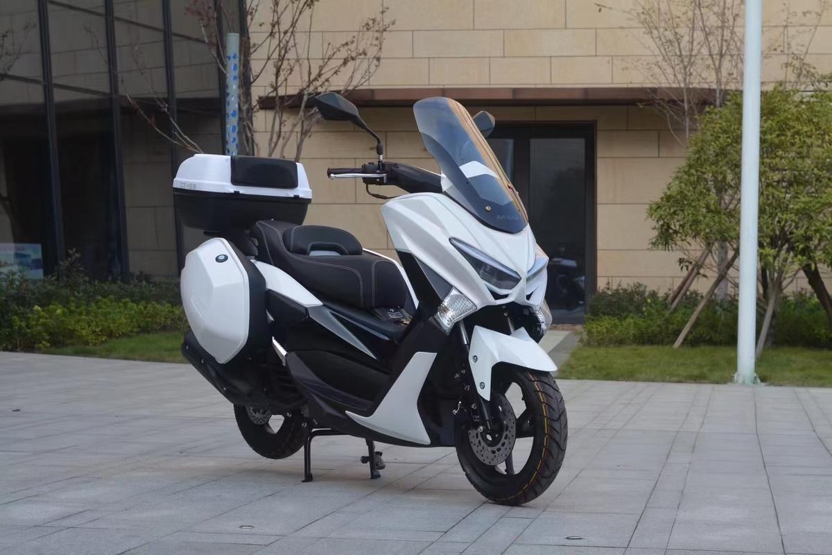 天鹰TX250摩托上市:可选内置行车仪售1.49万元起 人工智能 天鹰TX250摩托上市:可选内置行车仪售1.49万元起 天鹰TX250摩托上市:可选内置行车仪售1.49万元起 人工智能