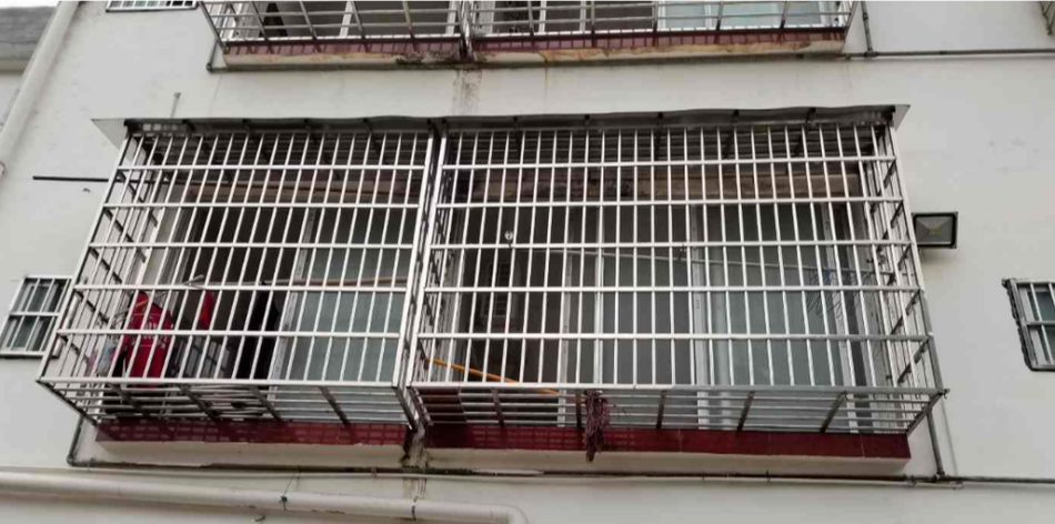 这些防盗窗要命不保命!赶紧自查→ 互联通信 这些防盗窗要命不保命!赶紧自查→ 这些防盗窗要命不保命!赶紧自查→ 互联通信
