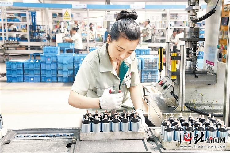 河间:在这里旧机“翻新”又好又快又节能 人工智能 河间:在这里旧机“翻新”又好又快又节能 河间:在这里旧机“翻新”又好又快又节能 人工智能