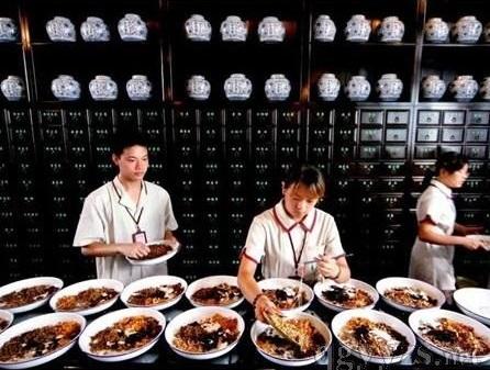 一年净赚2000万隔空取病的五行针正在骗光中国汉子钱包! 智能科技 一年净赚2000万隔空取病的五行针正在骗光中国汉子钱包! 一年净赚2000万隔空取病的五行针正在骗光中国汉子钱包! 智能科技