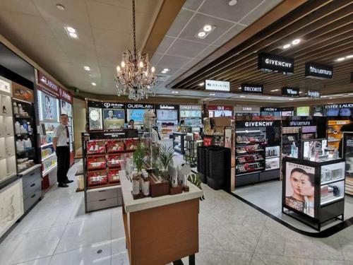 进港“扫货”新去处！带你理解浦东机场新建日上免税店里都有哪些硬货 进港“扫货”新去处！带你理解浦东机场新建日上免税店里都有哪些硬货 人工智能