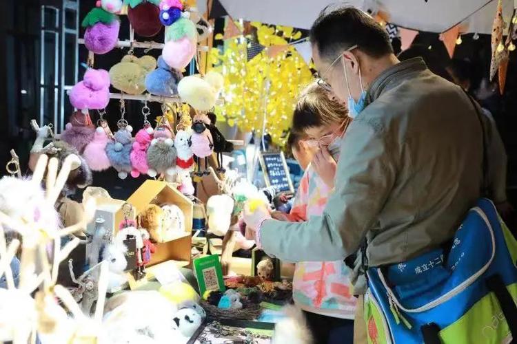 废旧电池、旧玩具、过时药品不好处理?来这儿换你喜好的… | 成华融媒 互联通信 废旧电池、旧玩具、过时药品不好处理?来这儿换你喜好的… | 成华融媒 废旧电池、旧玩具、过时药品不好处理?来这儿换你喜好的… | 成华融媒 互联通信