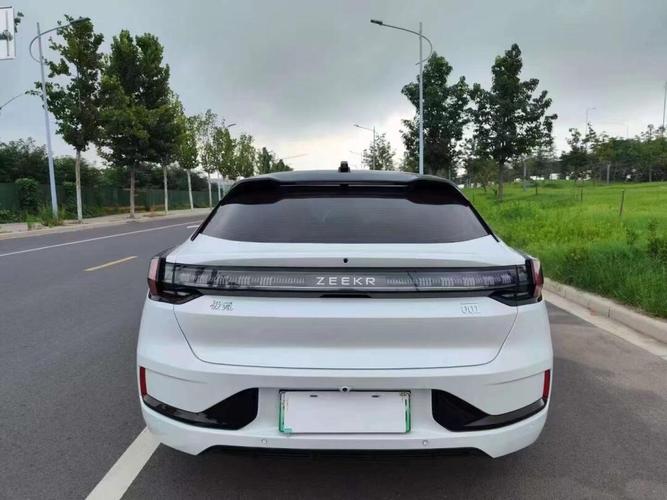 新款有啥不一样？极氪001新老款比拟 新款有啥不一样？极氪001新老款比拟 人工智能